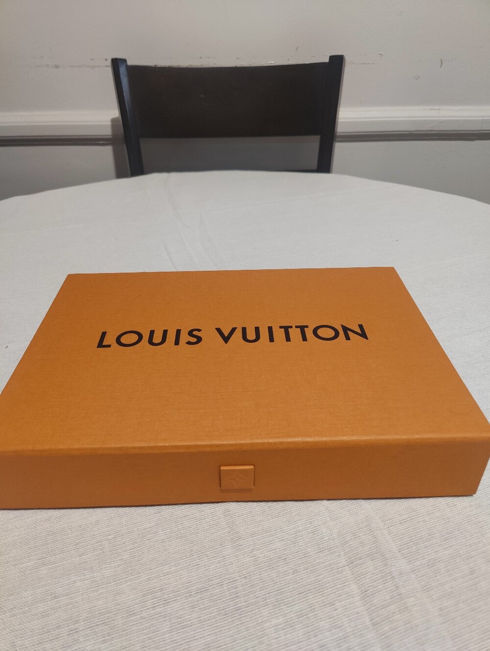 Louis Vuitton Foldable Empty Box Magnetic Closure